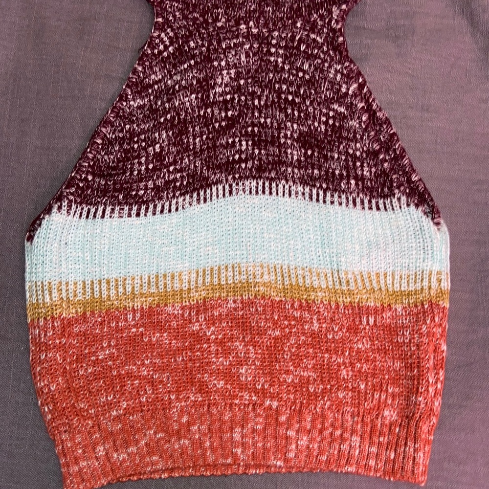 Cropped knitted shirt